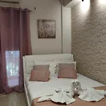 Theater Apartament *