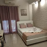 Apartament Theater